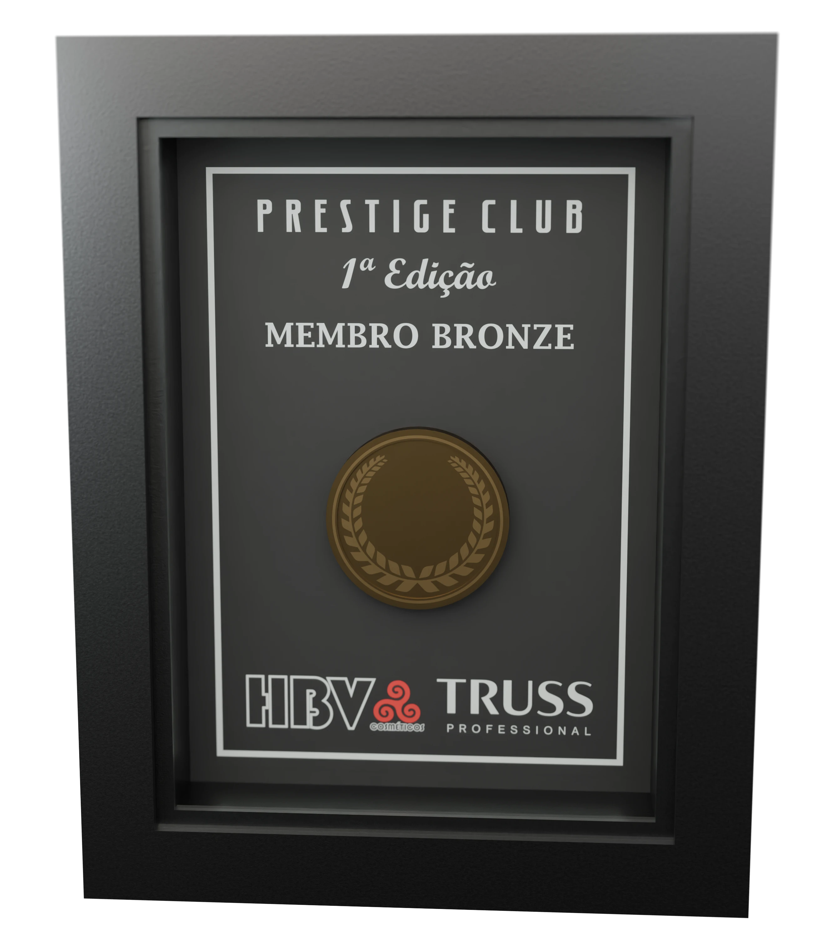 Placa Prestige Club — Membro Bronze com selo dourado e moldura em acrílico preto
